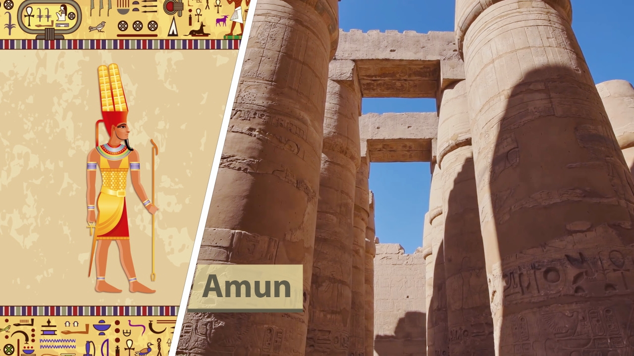 Darstellung des Gottes Amun in ägyptischer Kunst neben den Säulen eines alten Tempels.